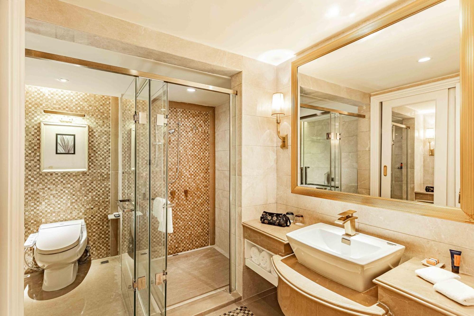 Grand Bay Hotel Zhuhai Extérieur photo
