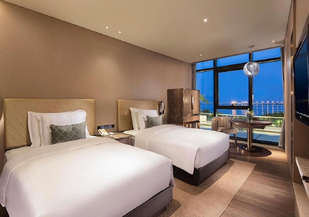Grand Bay Hotel Zhuhai Extérieur photo