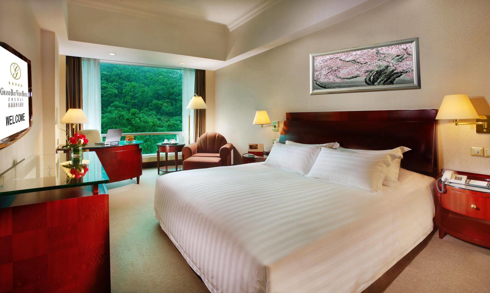 Grand Bay Hotel Zhuhai Extérieur photo